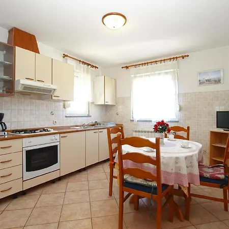 Apartment Fuer 5 Personen Ca 60 Qm In Pula, Istrien Istrische Riviera Pula